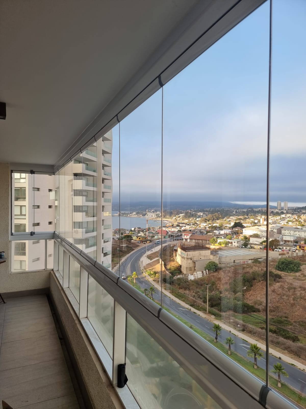 Cierre plegable con vista
